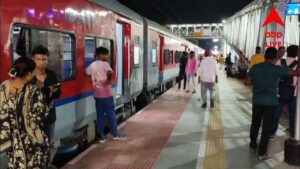Rail News: বোলপুর স্টেশনে আটকে গণদেবতা এক্সপ্রেস, তীব্র গরমে যাত্রীদের চরম ভোগান্তি