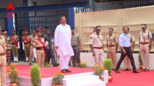 CM Suvendu Adhikari: নবান্নে মুখ্যমন্ত্রী শুভেন্দু অধিকারী, স্বাগত জানিয়ে 'গার্ড অফ অনার'